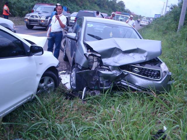 Accidente De Tránsito Deja Dos Personas Heridas En “curva De La Muerte” Ubicada En La Carretera 4138